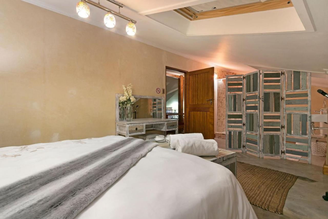 J'S Audacious Living Montagu Self Catering Apartman Kültér fotó